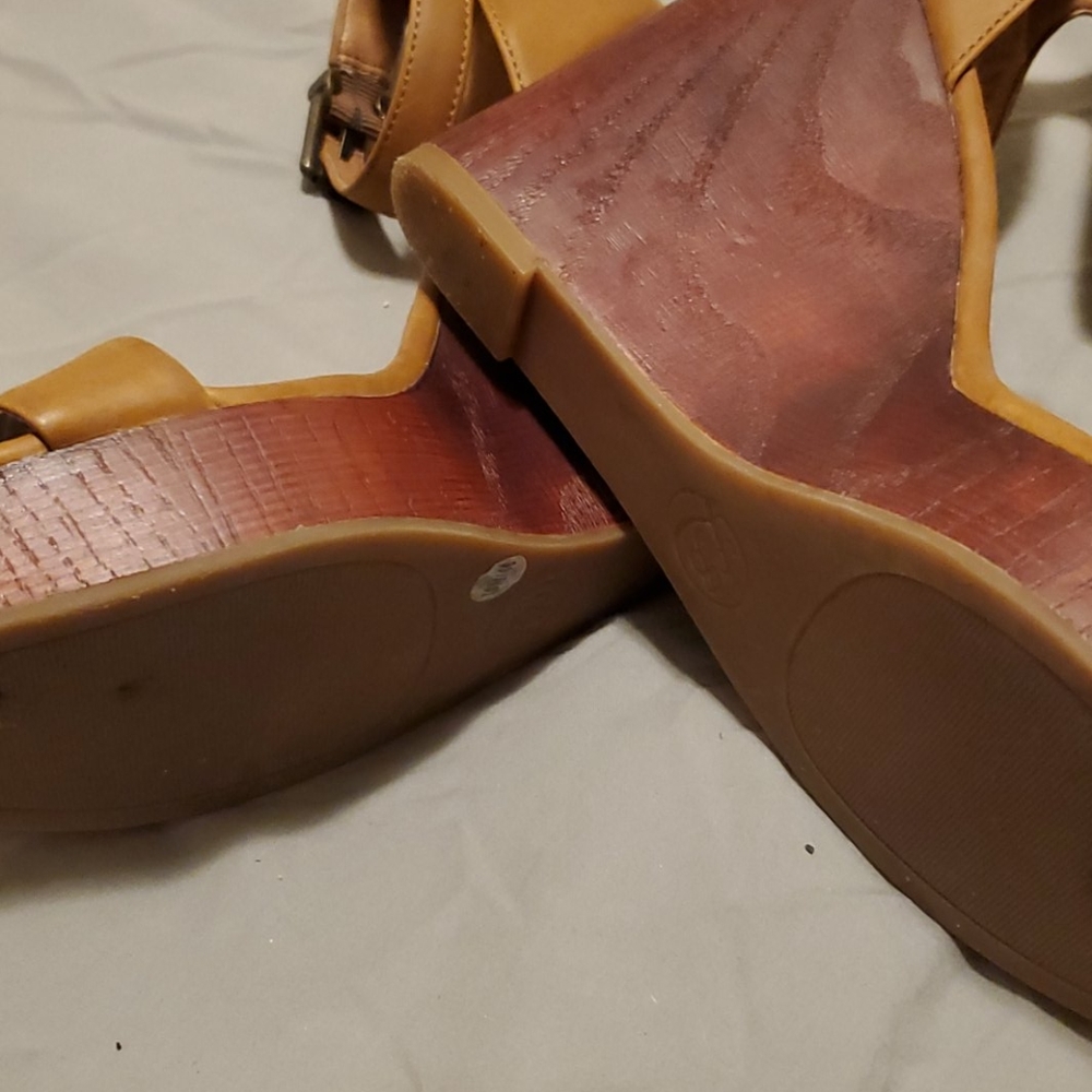 Wedges - Picture 4 of 4